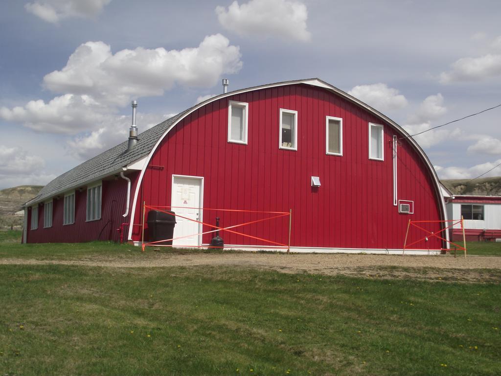 Dinosaur Trail Rv Resort & Cabins Drumheller Buitenkant foto